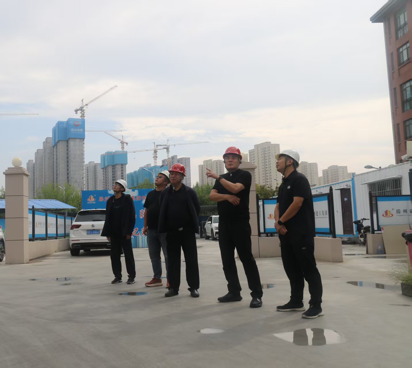 1759310915881774.jpg 2.jpg